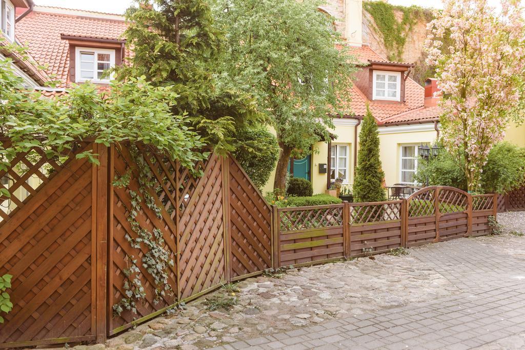 The Secret Garden Boutique B&B Βίλνιους Εξωτερικό φωτογραφία