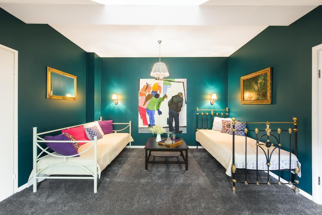 The Secret Garden Boutique B&B Βίλνιους Δωμάτιο φωτογραφία